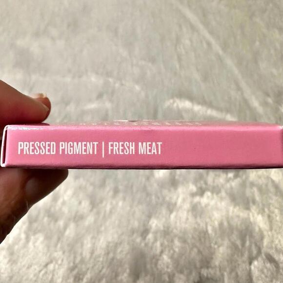 NIB Jeffree Star Pressed Pigment Artistry Single in Fresh Meat 1.5g - Picture 5 of 7